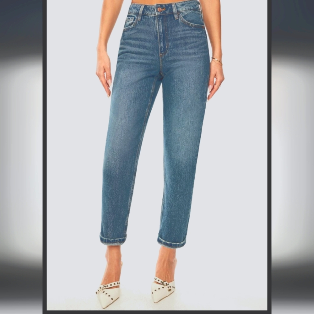 Dynamite Claudia Mom Jeans - NWT!